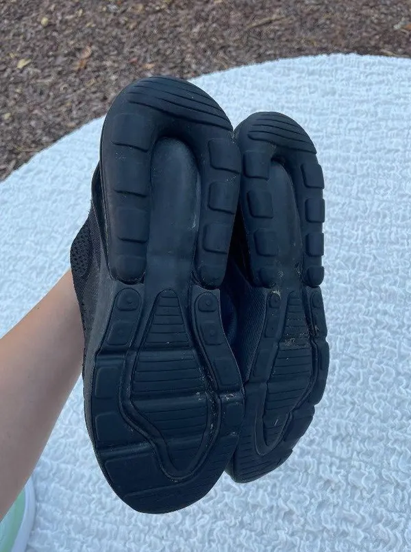 Nike Air Max 270 All Black - Image 3
