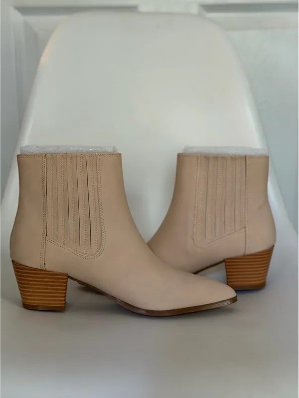 Beige pointed toe ankle boots Brown Size 8 - Image 5