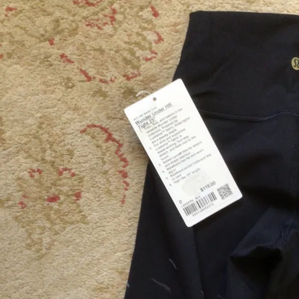 lululemon Wunder Under Lunar New Year HR 25” leggings in Black Tiger sz 0 - Image 7