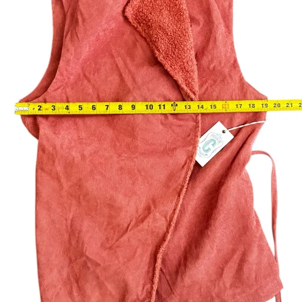 Rocking western wear Rust Orange Sherpa Vest with Belt Tie Size X-Large - Image 11