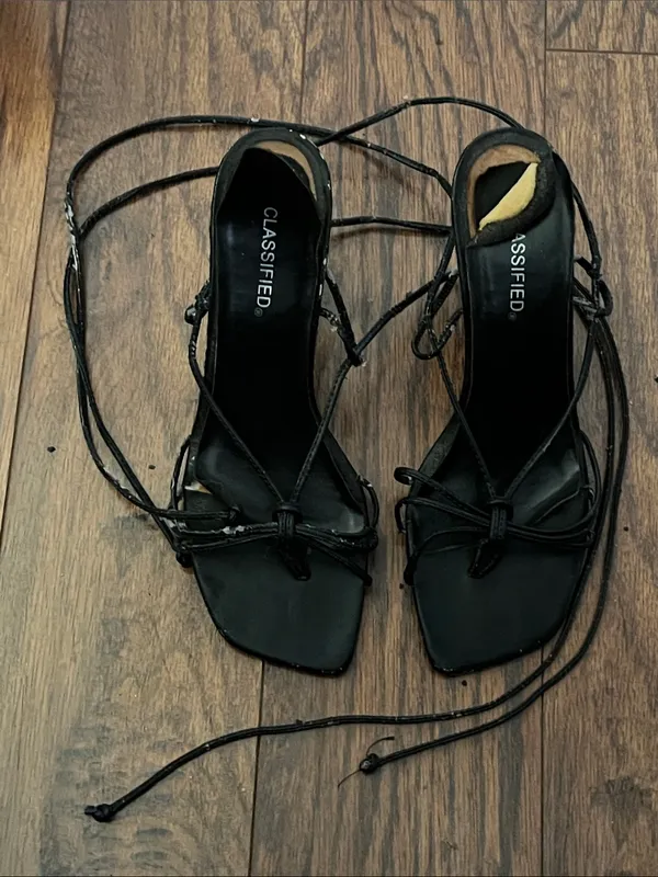 Caged Black Lace-Up Strappy Women's Sandals - Image 9