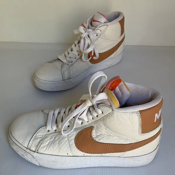 Nike SB Blazer Mid ’77 Vintage White Tan Leather Sneakers Women’s Size 4 /EUR 36 - Image 2