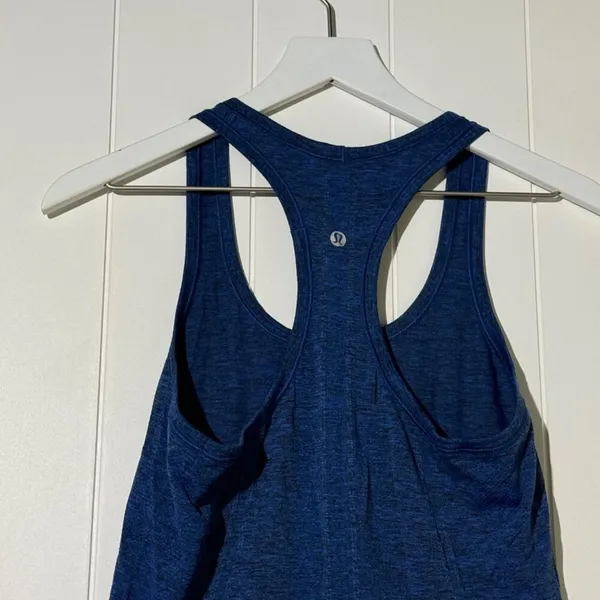 Lululemon Swiftly Tec Sporty Racerback Blue and Black Tank Top Women's Size 6 - Image 6