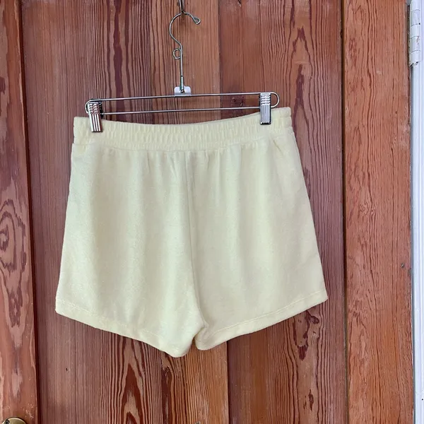 TicToc Butter Yellow Terrycloth Pull On Shorts Elastic Waist Pockets Sz M💚🍄 - Image 5