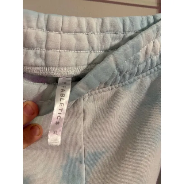 Fabletics Tie‎ Dye Sweat Shorts Blue White XL Lounge Casual Athleisure - Image 3