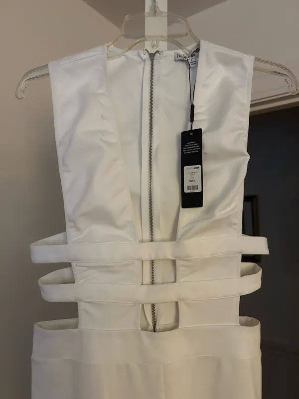 NWT Jumpsuit Large - Image 2