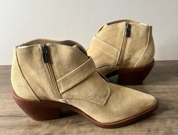 Vince Camuto Ashena Beige Women's Bootie Size 10 #317 - Image 5