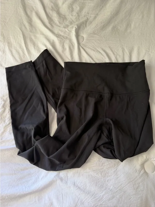 Lululemon Wunder Train High-Rise Black Legging size 6 - Image 3