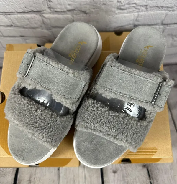 NEW Pasea Slide Sandal in Wild Dove Gray 7 - Image 2