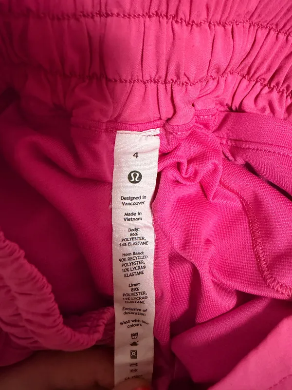 Lululemon Hot Pink Hotty Hot Shorts 🤍 - Image 3