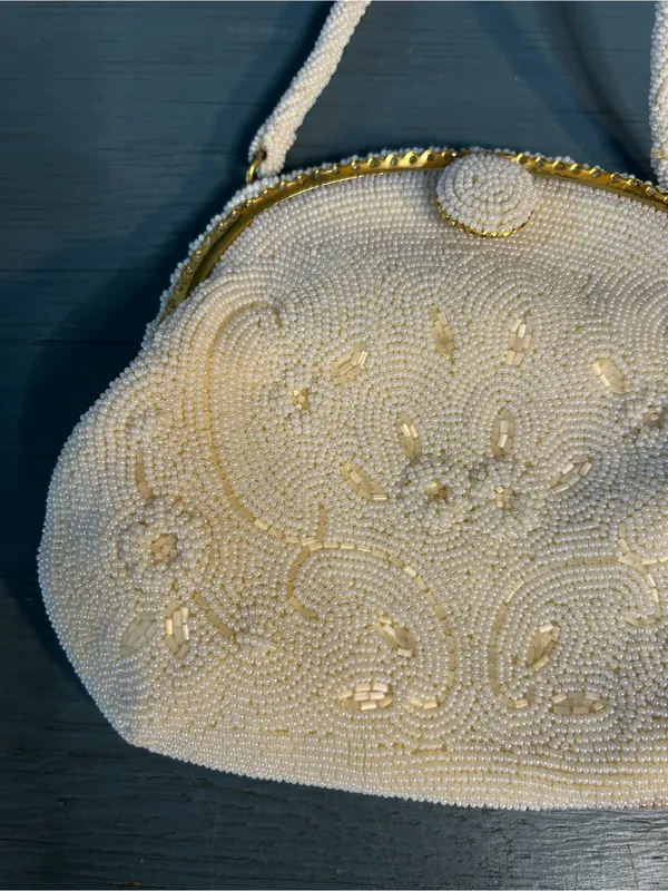 Vintage 1950’s Beaded Ivory Evening Bag with Gold Accents - Made in Japan - Image 3