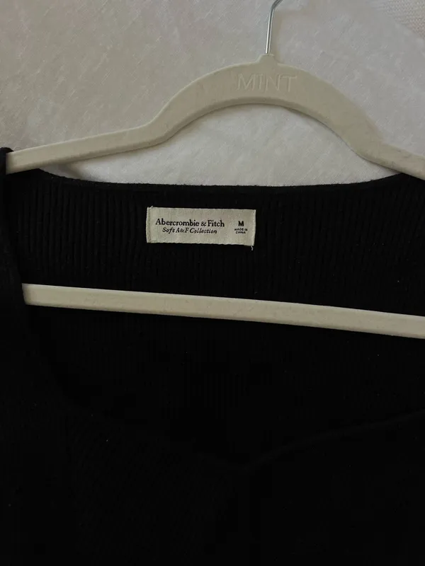 Ribbed Abercrombie and fitch soft top - Image 2