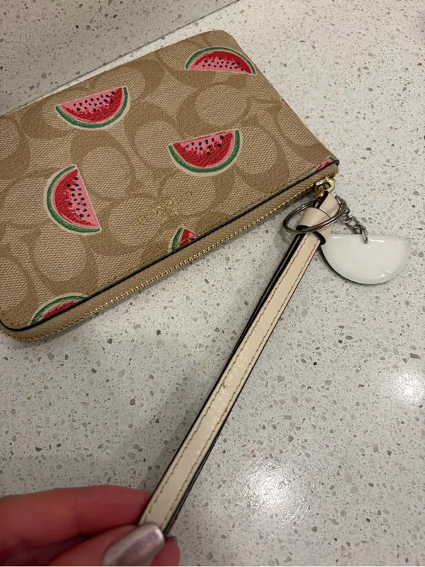 🍉Coach Corner Zip Wristlet in Signature Canvas w/Watermelon Print🍉 ~ EUC - Image 5