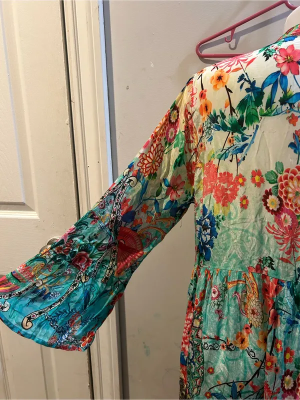 Vibrant Floral Tiered Maxi Dress in Teal and Coral - Image 10
