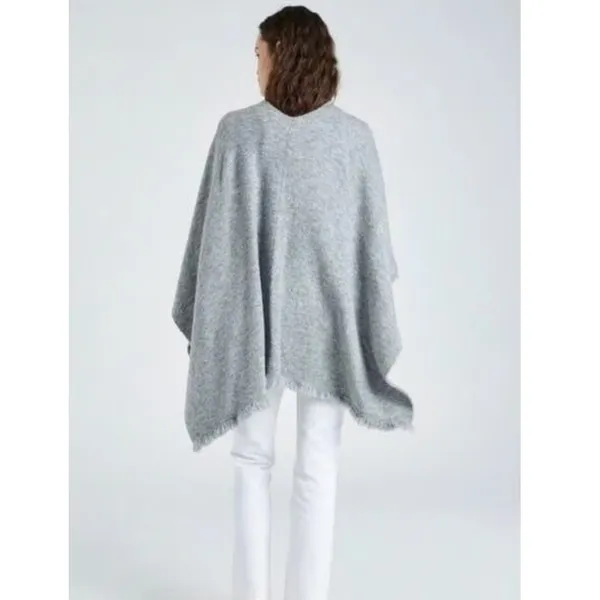 Beryll Cashmere Serape | Light Gray Oversized Blanket Scarf With‎ Stretch Size M - Image 2