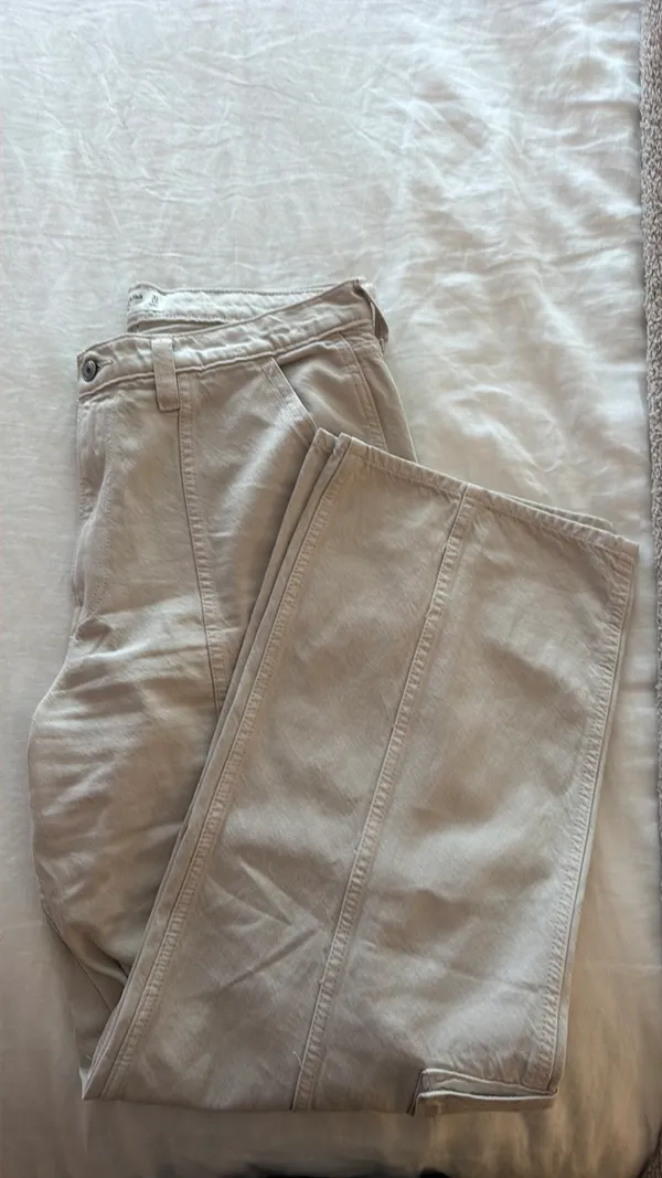 Abercrombie high rise loose cargo jeans - Image 3