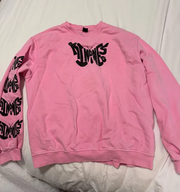 Pink Urban Outfitters crewneck - Image 2