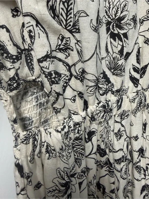 Sincerely Jules Black and White Floral Maxi Dress - Image 3
