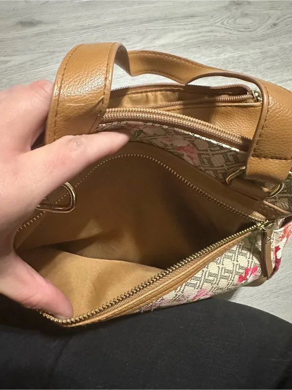 Women's Floral Tote Bag with Tan Trim - Image 5
