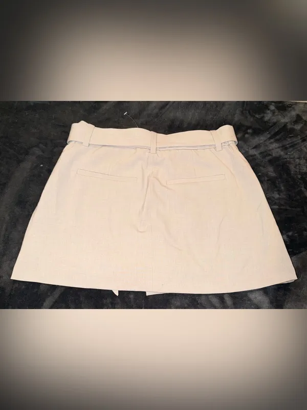Abercrombie & Fitch Wrap Front Utility Skort in Taupe Size Small - Image 5