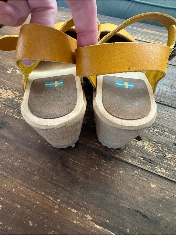 MIA Women's Abba Clog-Inspired Sandal - Image 7