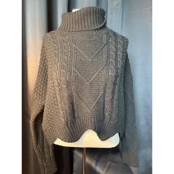 Windsor Black Cable Knit Turtleneck‎ Sweater Cropped Scallop Hem RN129619 Womens - Image 4