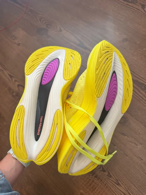 New Balance FuelCell Elite V1 - Image 4