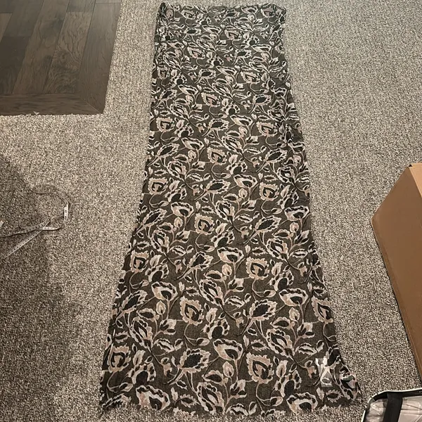 NWT Loft Lightweight Rectangle Scarf - Image 3
