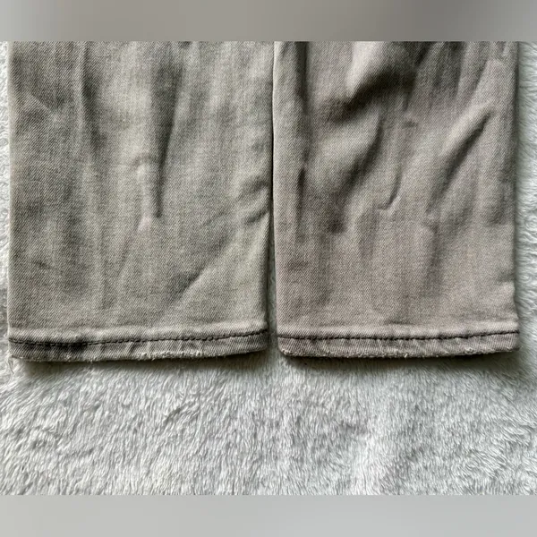 American Eagle Outfitters Women's Light Gray Ripped Skinny Jeans Sz‎ 6 - Image 12