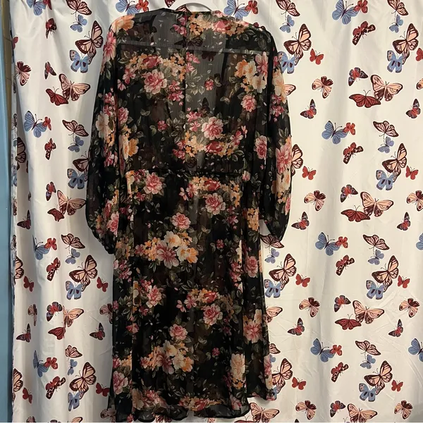American Eagle Sheer duster kimono - Image 2