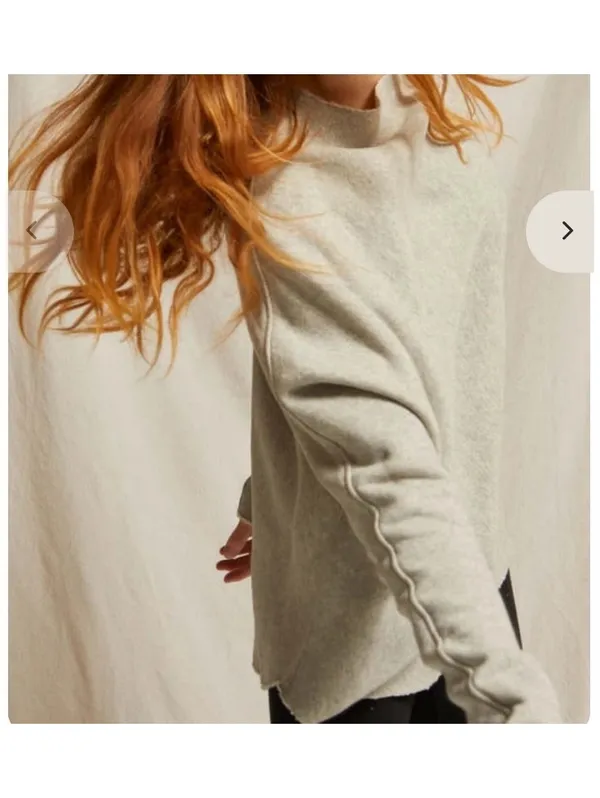 Perfectwhitetee Morrison Mock Neck Sweatshirt in Heather Grey Women’s size Small - Image 14