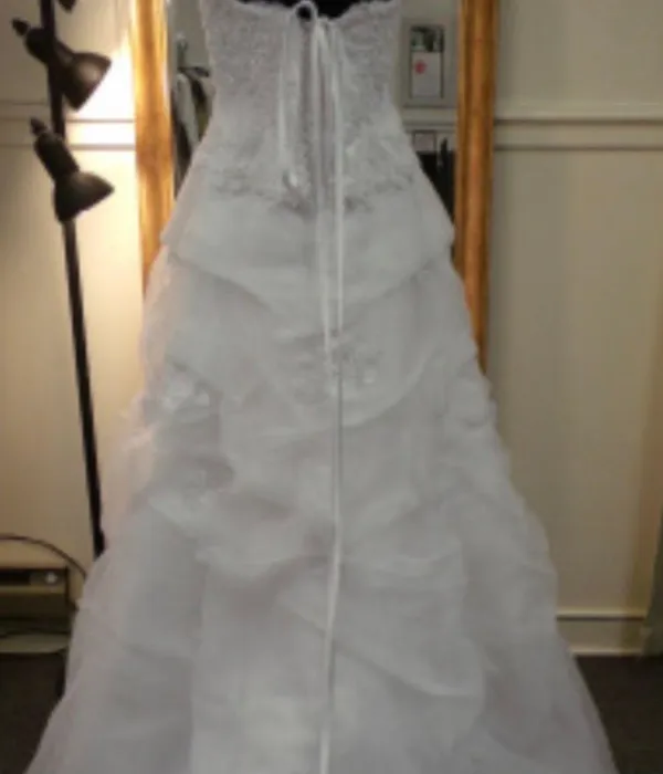 David's Bridal White Organza Wedding Dress - Image 6