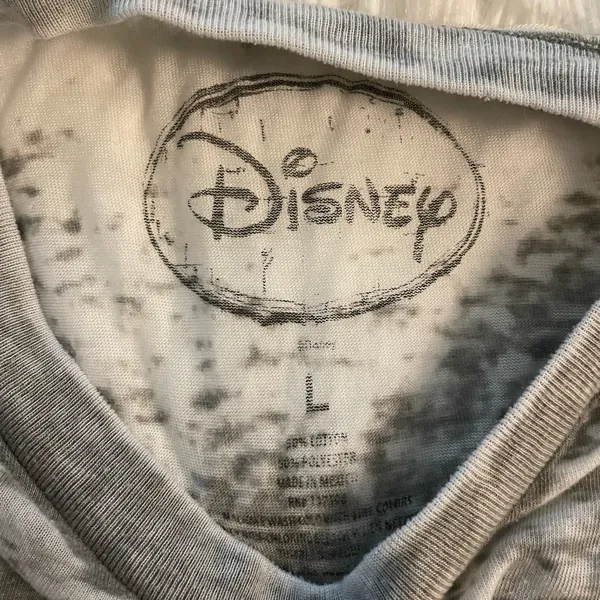 Disney women’s  mickey mouse tshirt size large - Image 3