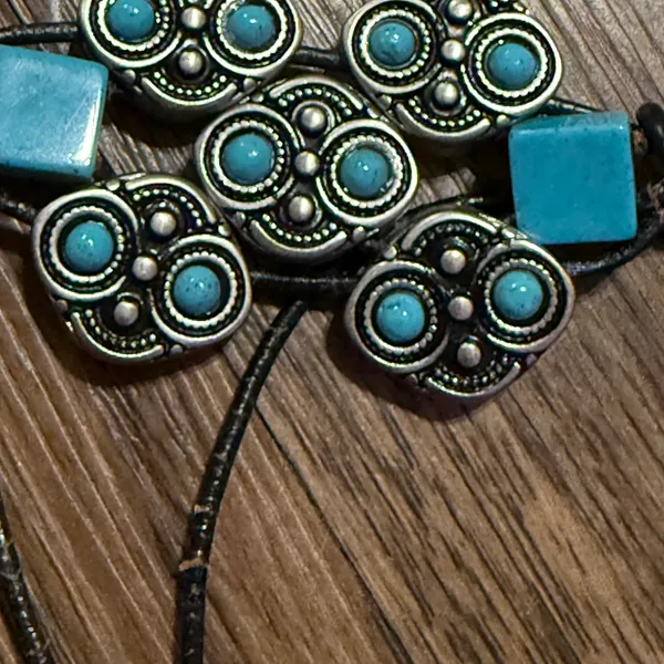 Vintage Chico’s Women’s Western Turquoise Stone Concho Style Belt Black Strap - Image 9