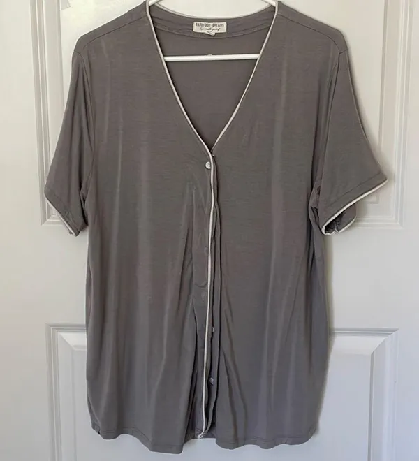 Barefoot Dreams Luxe Milk Jersey PJ Top Medium - Image 2