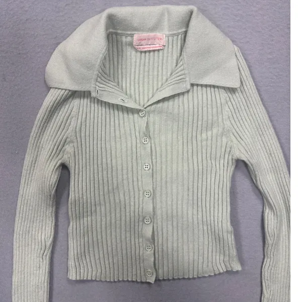 Urban Outfitters Skylar S Mint Green Ribbed‎ Collared Button Up Cropped Sweater - Image 3