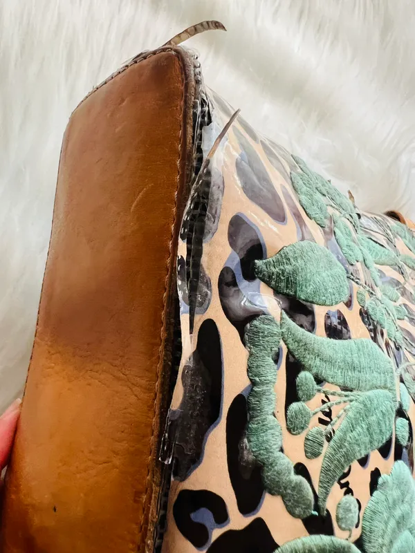 Consuela Bag and Wallet  - Image 7