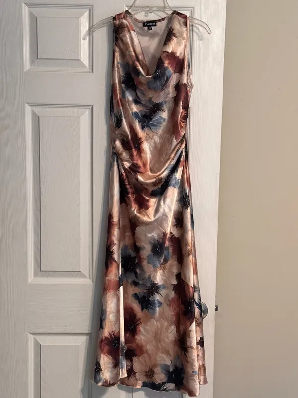 Women’s Bebe Tan Blue Satin Floral Print Sleeveless Cowl Neck Midi Dress Size XS - Image 3