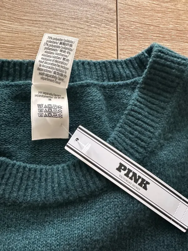 Collegiate Knit Crewneck Sweater - PINK Victoria Secret - Après Ski - Image 5