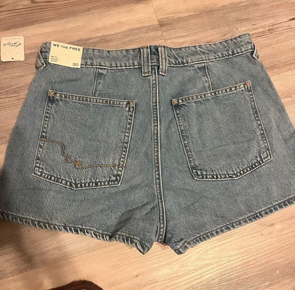 Free people Jean shorts - Image 2