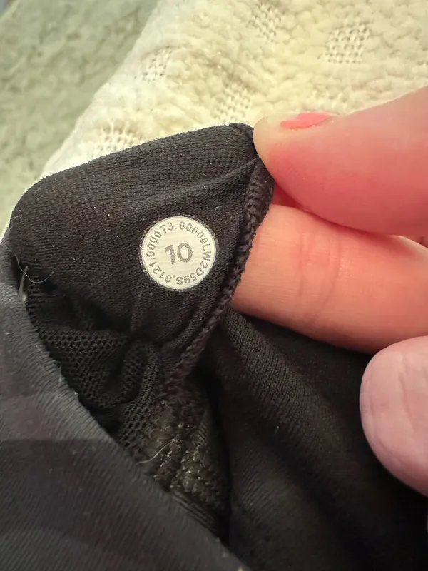 Lululemon Energy Sports Bra Long Line - Image 4