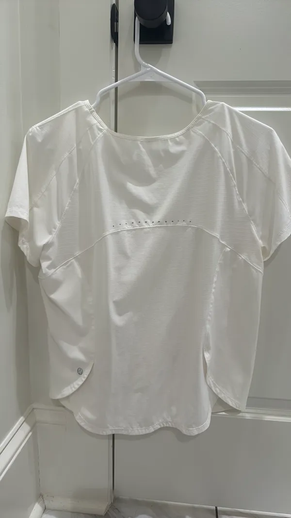 Lululemon Lightweight Stretch Run Short Sleeve 8 - Image 3