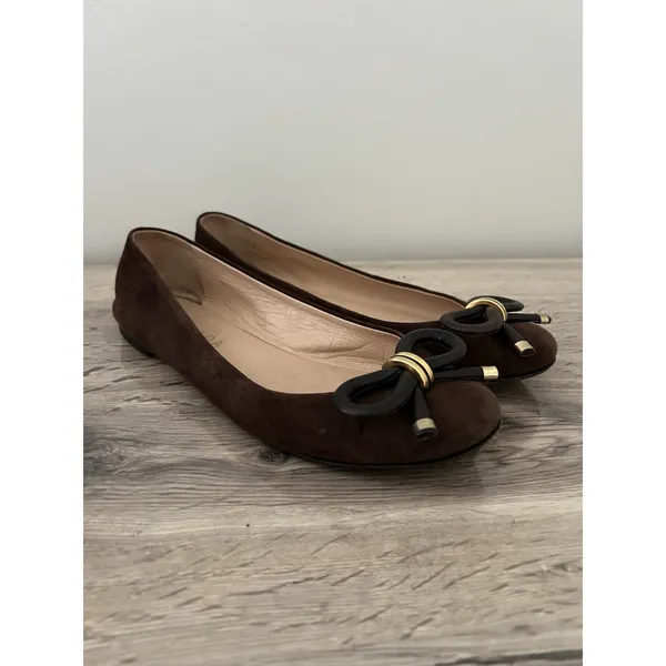 Escada Brown Suede Bow Ballets Flats Gold 37.5 Size 7.5 - Image 5