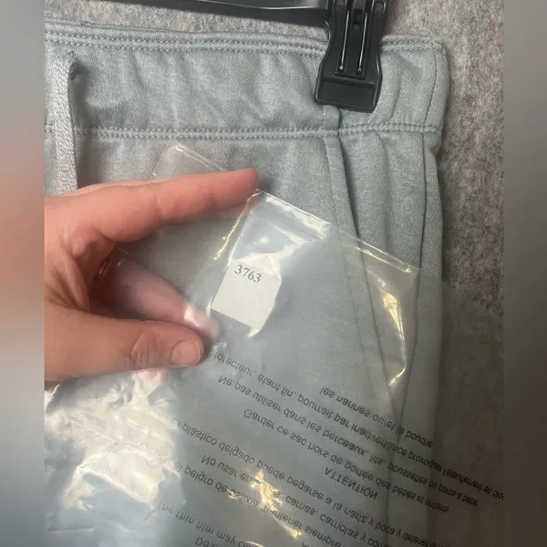 Nike Dri Fit woman XS Gray Women's‎ Casual Drawstring Shorts - Image 8