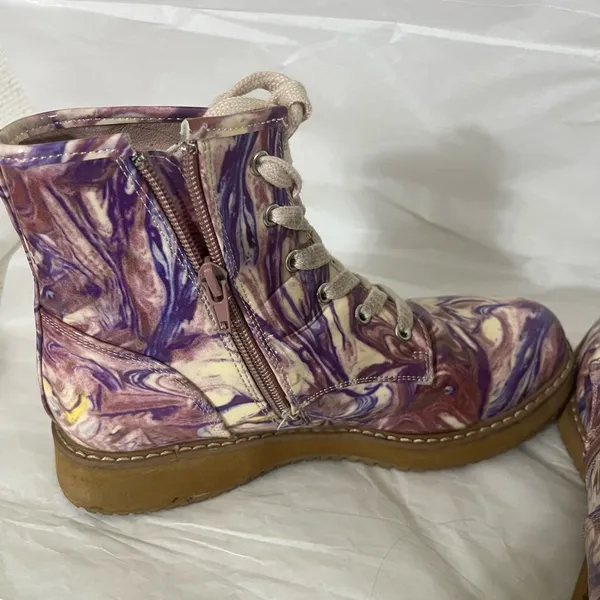 Steve Madden Joliviaa Marbled Combat Ankle Boot Women‎ 5 Purple Side Zipper Snow - Image 6