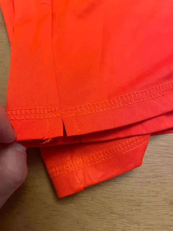 New Women’s Hooters girl Uniform Shorts with a Flaw size Medium - Image 5