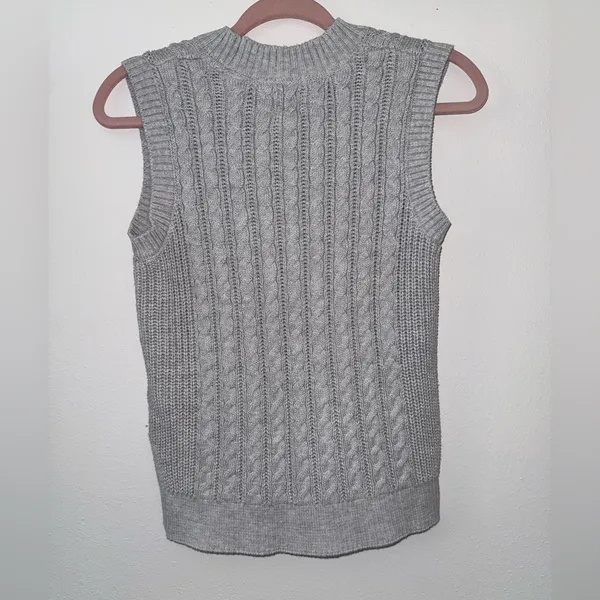 Anthropologie Joie Gray Knit Sweater Vest High Low Tank Top Women’s size small - Image 6