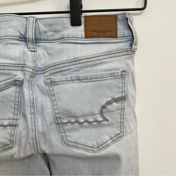 American Eagle Outfitters AEO Women's Super Stretch Light‎ Wash Jeggings Jeans 2 - Image 6