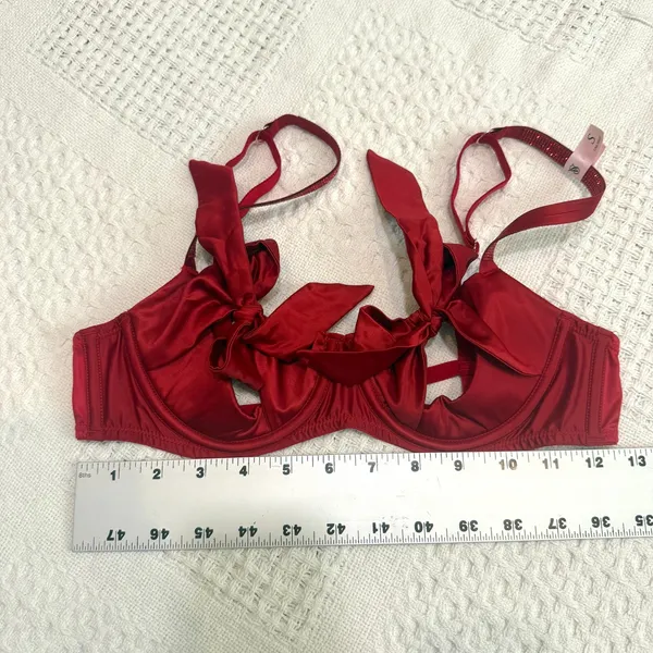 Victoria's Secret small Dream Angels bow cutout balconette bra BC 3189 - Image 3