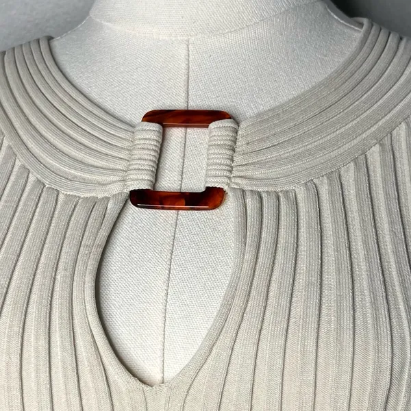 Y2K Vintage Cache Cream Silk Blend Rib Knit Keyhole Square Ring Going Out Blouse - Image 5